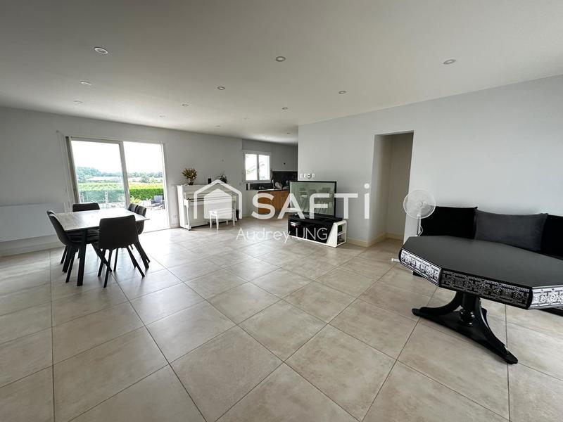 Maison - 115 m² - 6 pièces