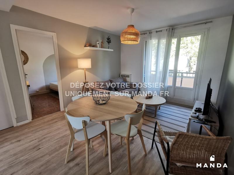 Chambre - 10 m² - 4 pièces