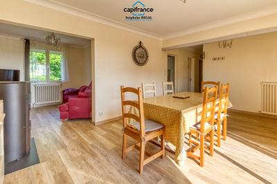 Maison - 85 m² - 5 pièces