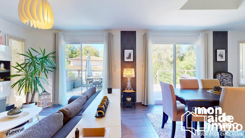 Maison - 100 m² - 5 pièces