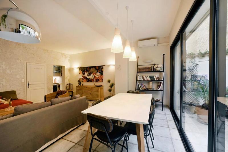 Maison - 187 m² - 7 pièces