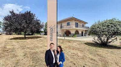 Maison - 160 m² - 5 pièces