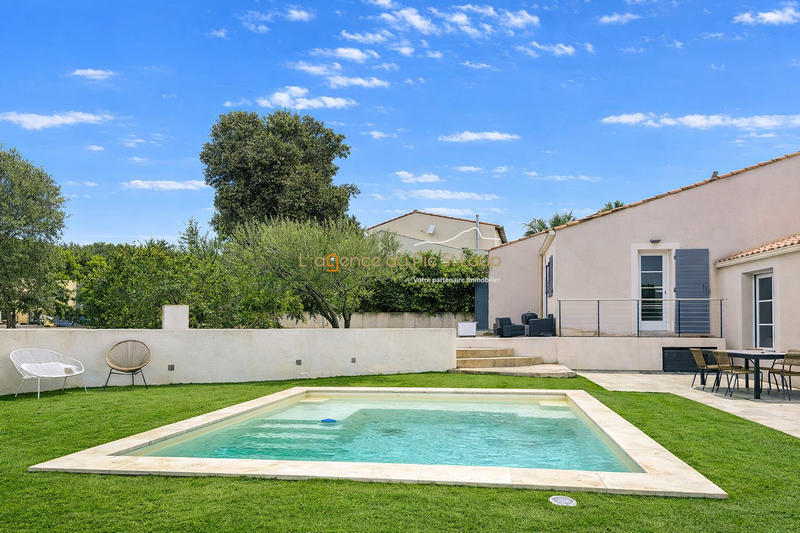 Villa - 182 m² - 8 pièces