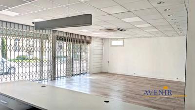 Local commercial - 116 m² - 1 pièce