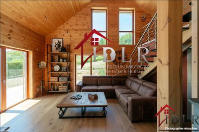 Maison - 138 m² - 6 pièces