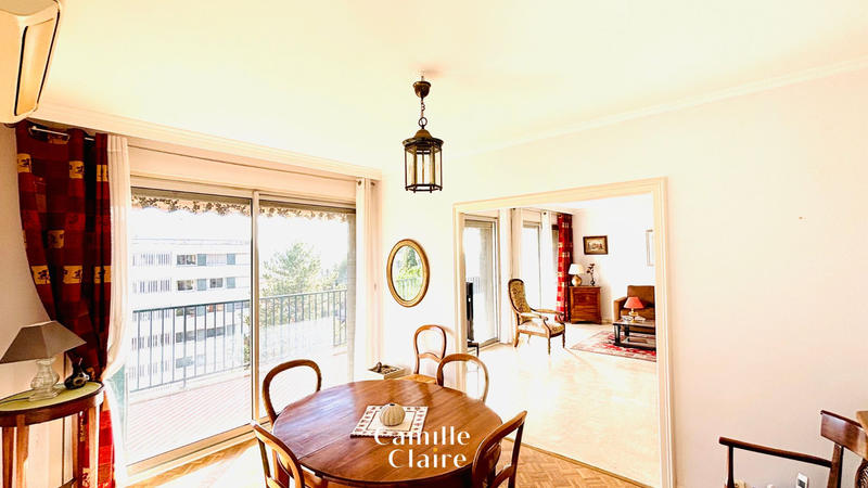 Appartement - 115 m² - 5 pièces