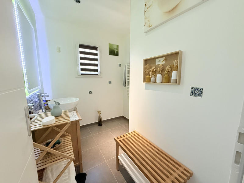 Maison - 96 m² - 4 pièces