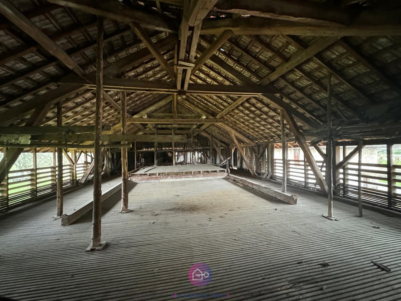 Maison - 200 m² - 11 pièces