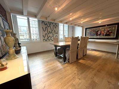 Loft - 80 m² - 3 pièces