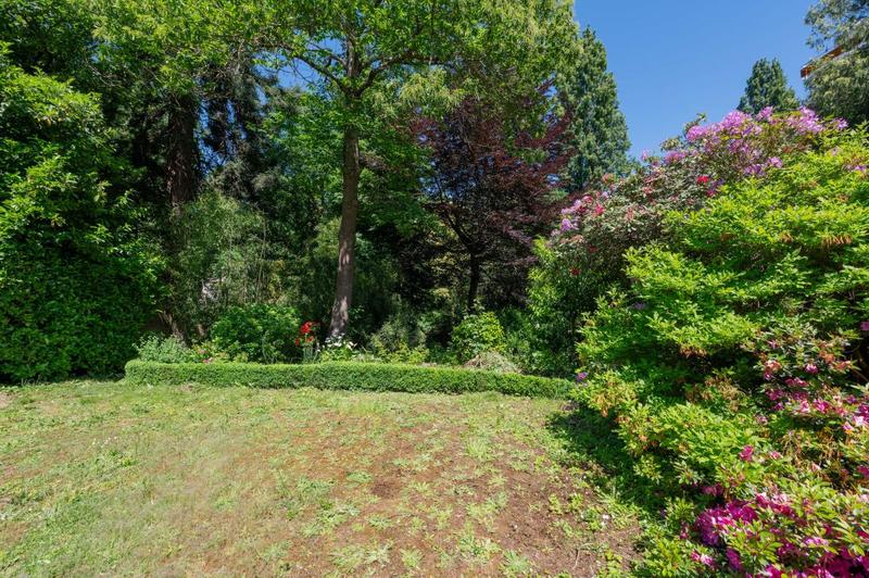 Maison - 235 m² - 8 pièces