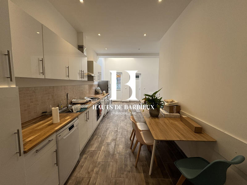 Maison traditionnelle - 133 m² - 6 pièces