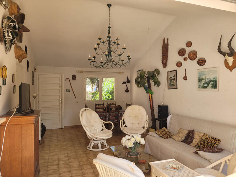 Maison - 93 m² - 5 pièces