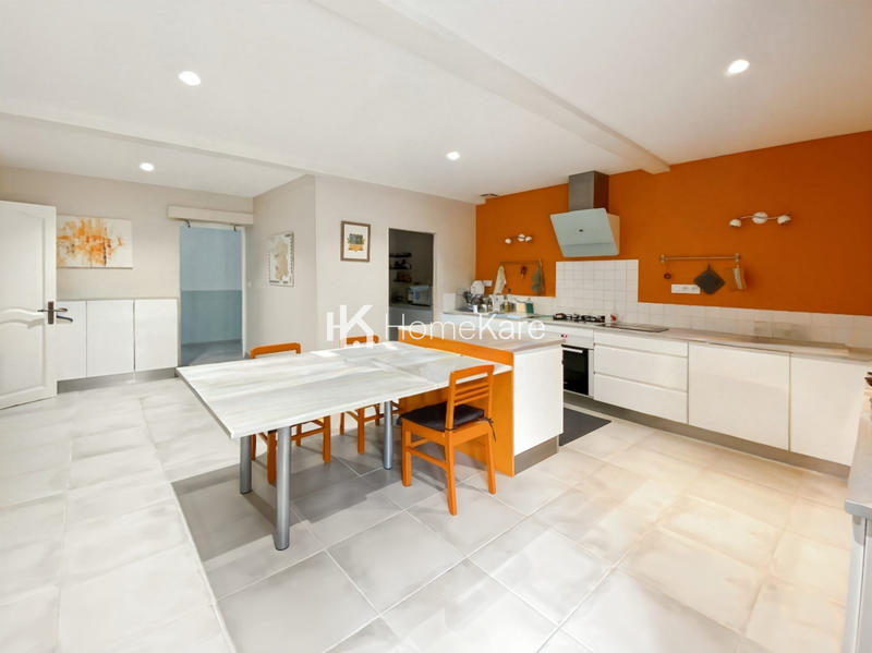 Ferme - 240 m² - 8 pièces