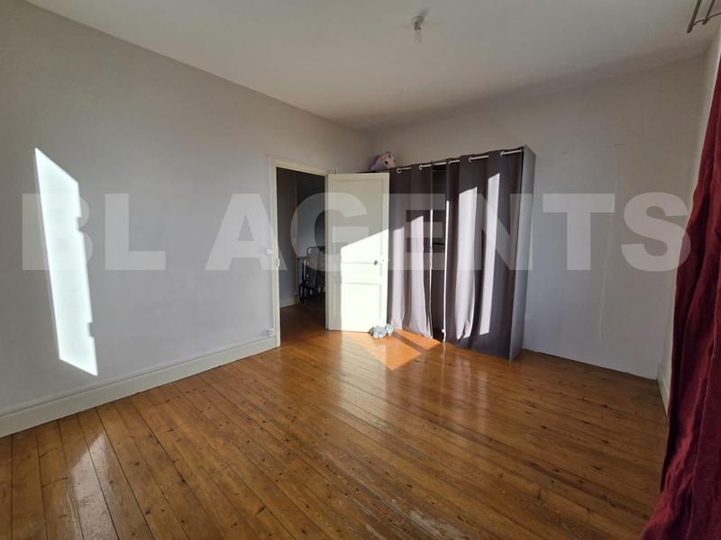 Maison - 200 m² - 5 pièces