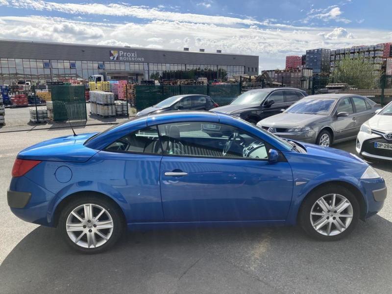 Renault Mégane Coupé Cabriolet 2.0i 16v 136 Ch Sport Dynamique - Garantie 6 Mois