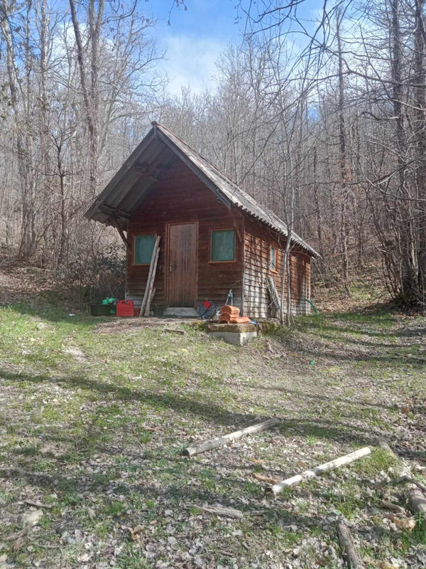 Maison - 275 m² - 9 pièces