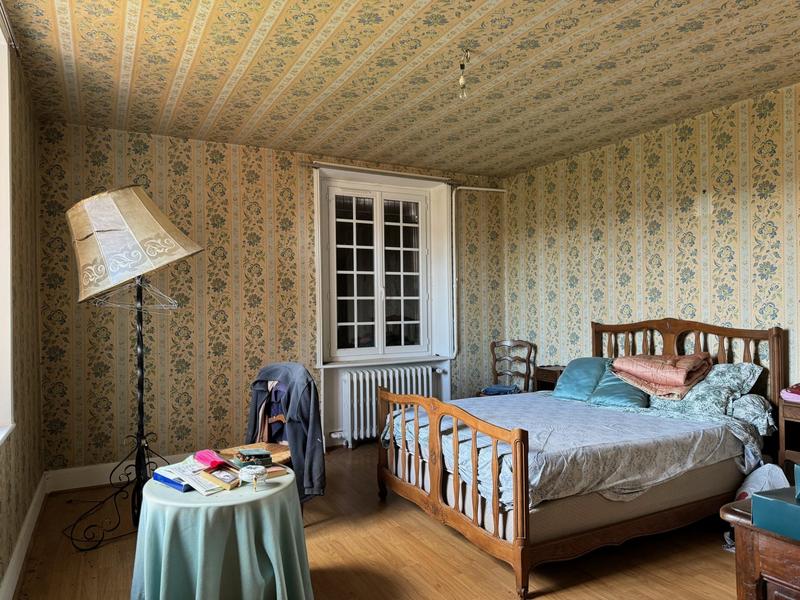 Maison ancienne - 185 m² - 7 pièces