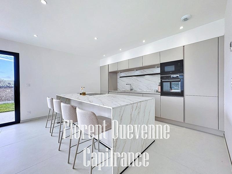 Maison - 147 m² - 6 pièces