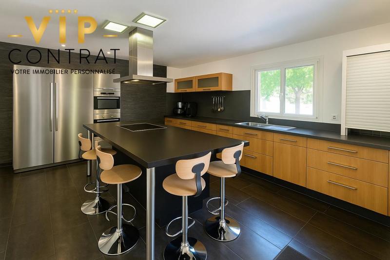 Demeure - 264 m² - 9 pièces