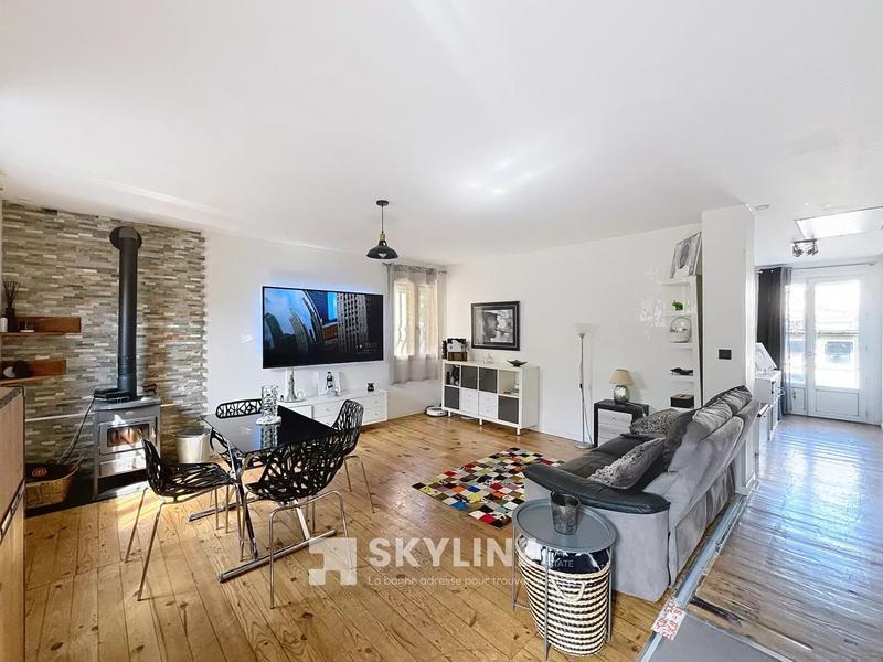 Maison de ville - 70 m² - 3 pièces