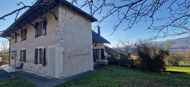 Maison de village - 171 m² - 10 pièces