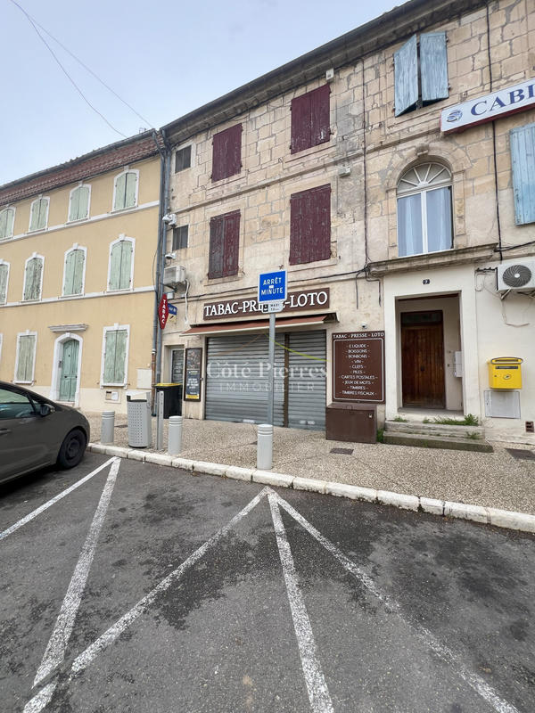 Local commercial - 112 m²