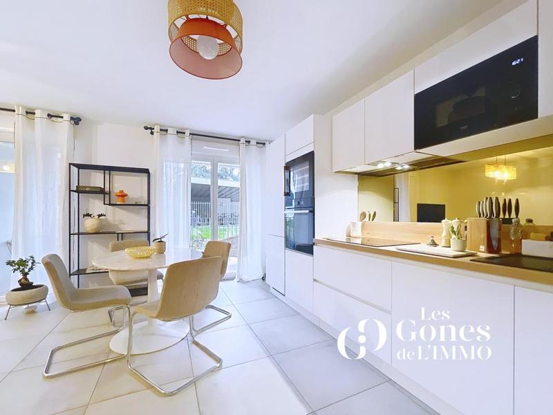 Appartement - 49 m² - 2 pièces