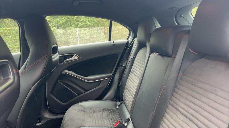 Mercedes Classe a 180 122 Fascination