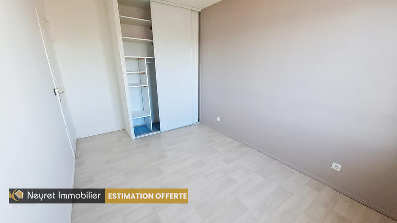 Appartement - 81 m² - 4 pièces