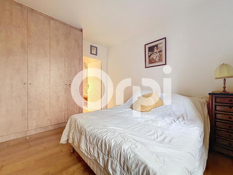 Appartement - 99 m² - 5 pièces