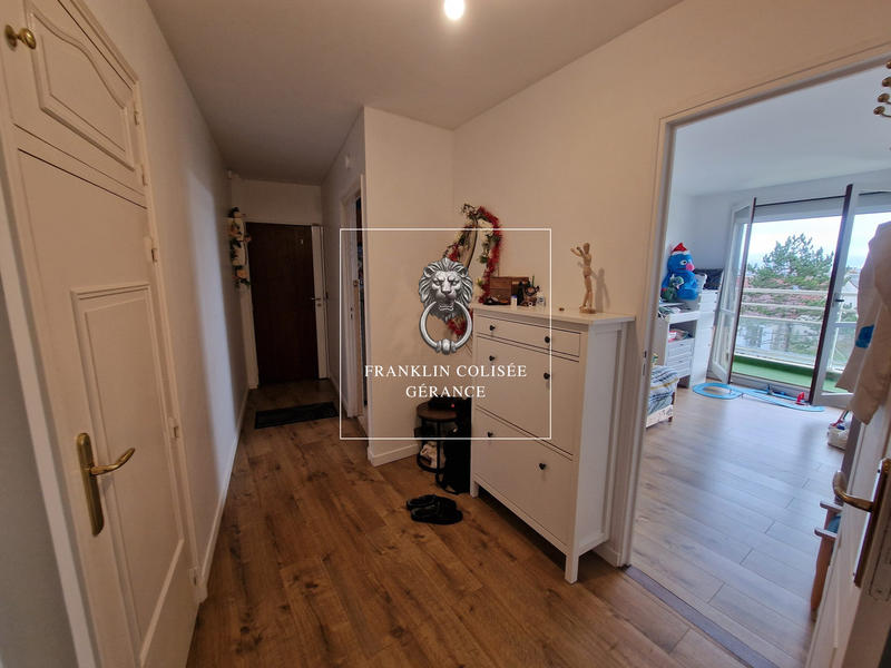 Appartement - 76 m² - 3 pièces