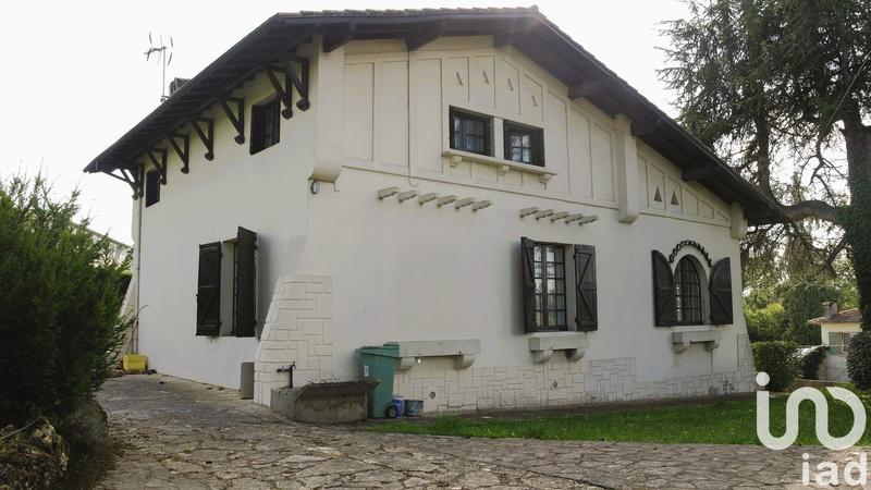 Maison - 137 m² - 7 pièces