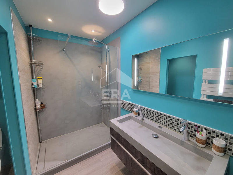 Maison - 326 m² - 7 pièces