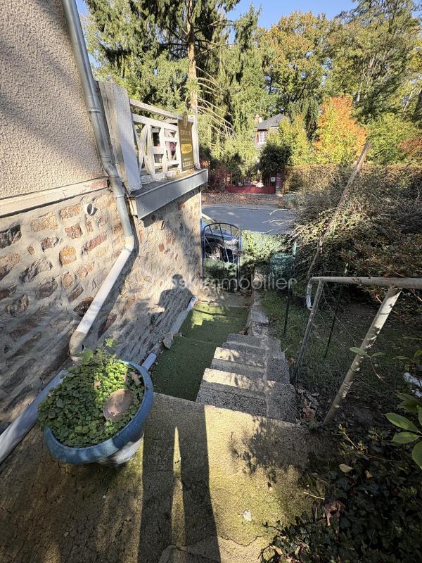 Maison de ville - 121 m² - 6 pièces