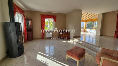 Maison - 136 m² - 5 pièces