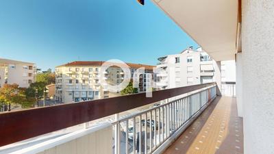 Appartement - 104 m² - 5 pièces