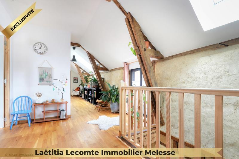 Maison - 171 m² - 7 pièces
