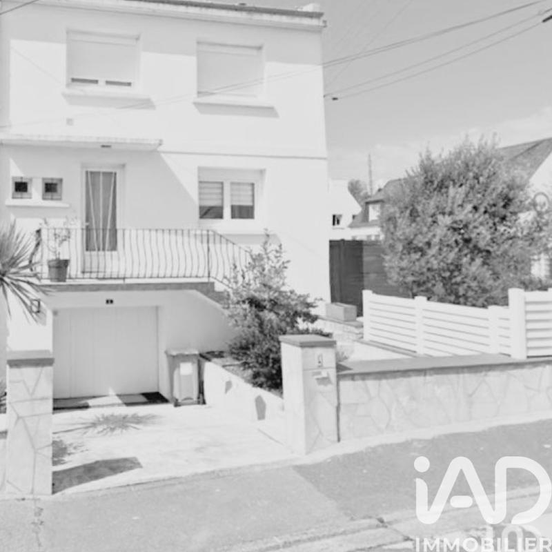 Maison - 95 m² - 5 pièces