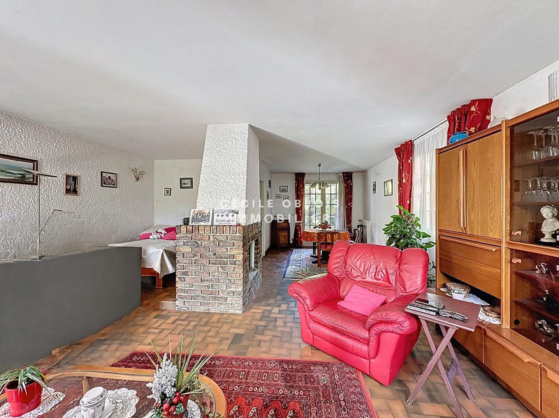 Maison - 144 m² - 7 pièces