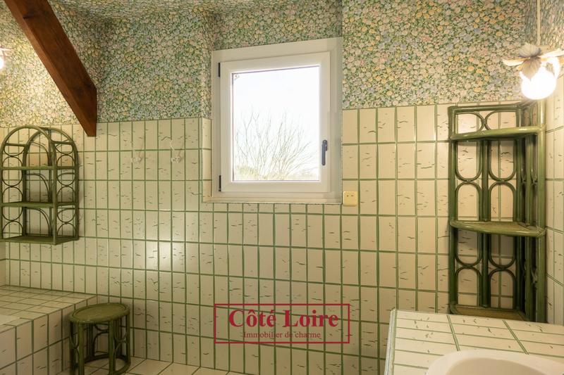 Maison - 230 m² - 8 pièces