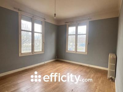 Maison de ville - 73 m² - 3 pièces