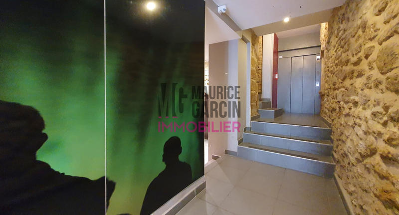 Appartement - 96 m² - 4 pièces