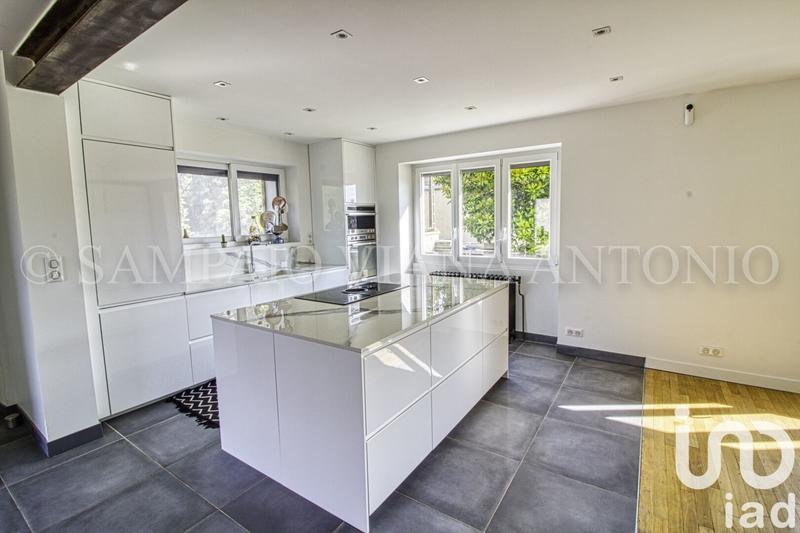 Maison - 120 m² - 6 pièces