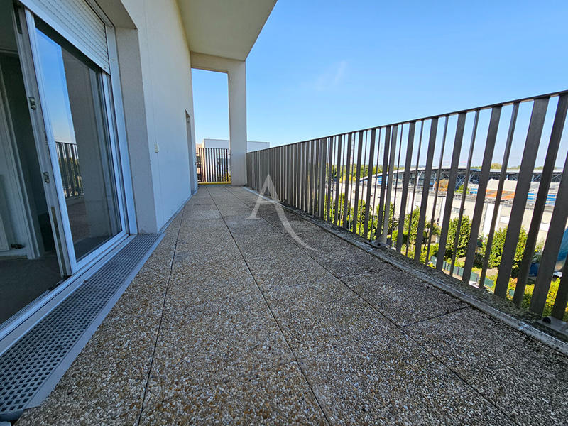 Appartement - 90 m² - 5 pièces