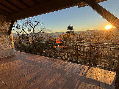 Maison ancienne - 185 m² - 7 pièces