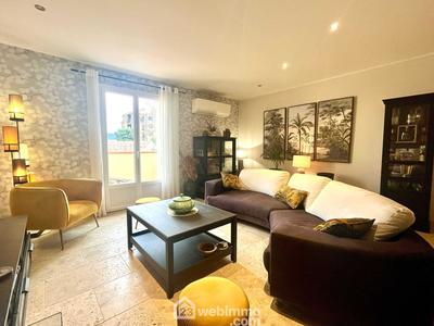 Appartement - 107 m² - 4 pièces