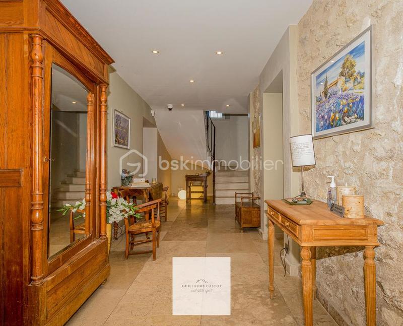 Mas - 486 m² - 10 pièces