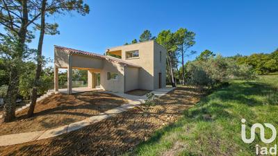 Maison - 198 m² - 5 pièces