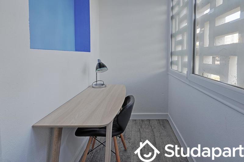 Chambre - 10 m² - 1 pièce