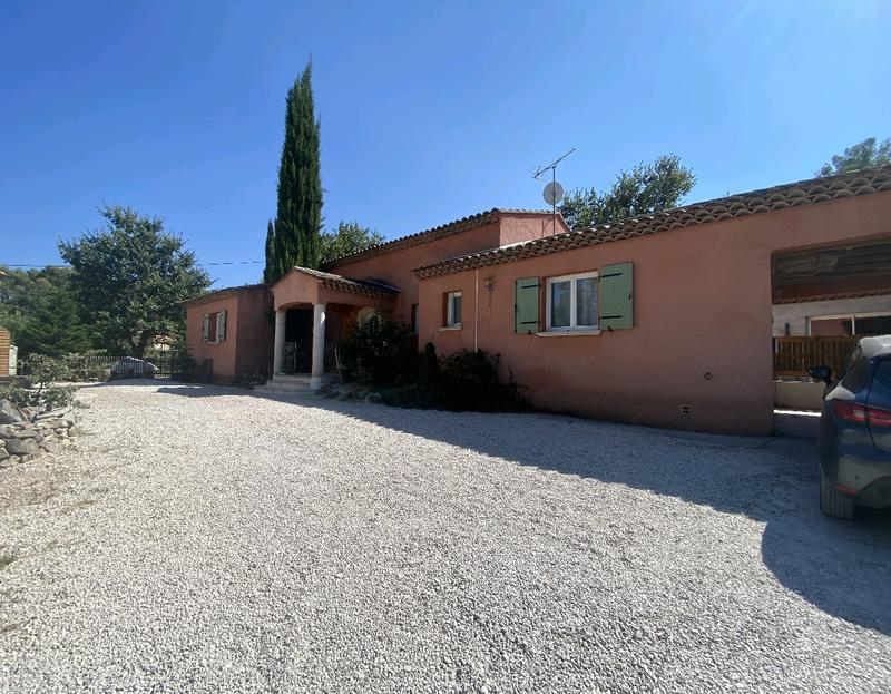 Villa - 155 m² - 6 pièces